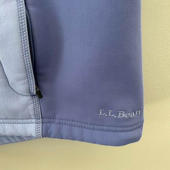 L.L.Bean Women’s Lilac Purple Sky Blue Fleece Lined Relaxed Fit Zip Up Vest - Picture 2 of 4
